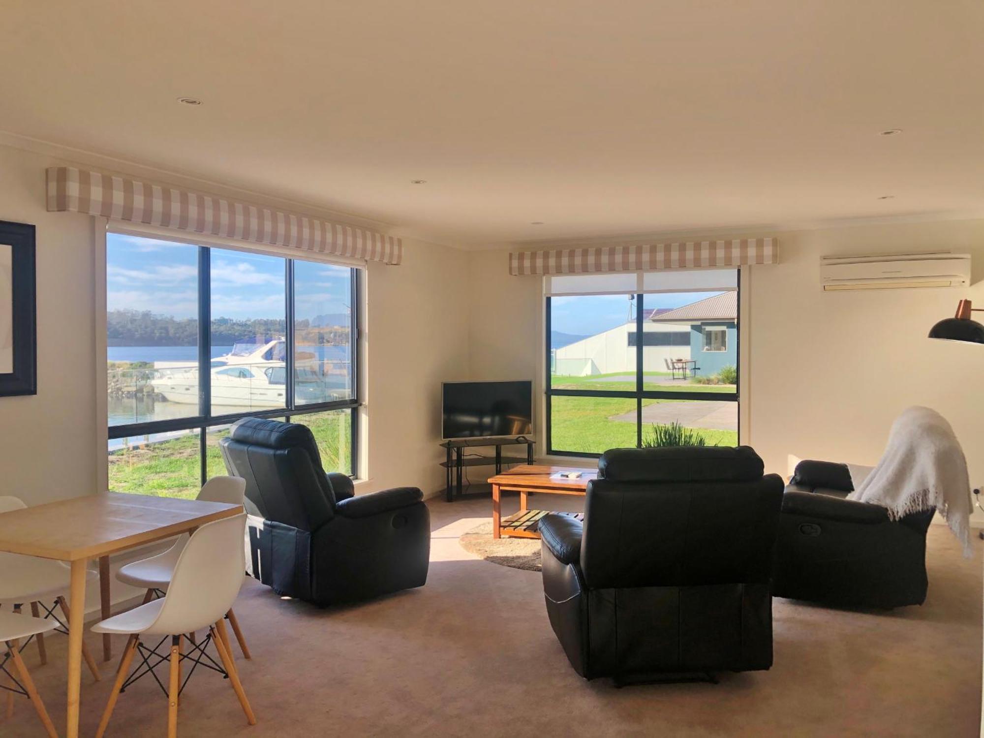 Eastcoaster Tasmania Hotel Orford Room photo